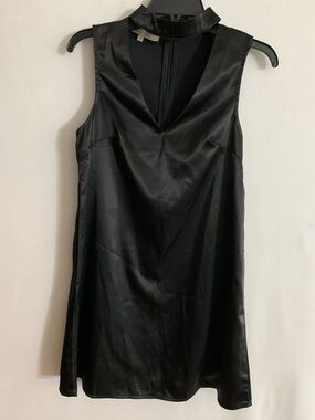 Sleeveless Black Satin Midi Dress with V-Neck